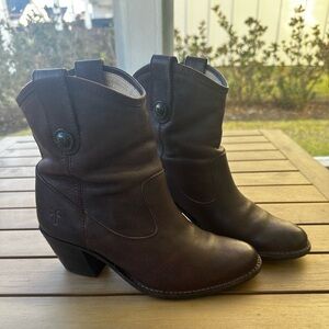 Frye Jackie Button Short Boots Women Size 6 Brown Leather Ankle Western Slouchy